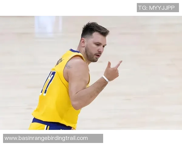 东契奇狂砍73分刷新现役最高分纪录独行侠终结太阳11连胜传奇之战